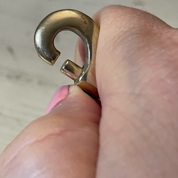 Gucci Brown GG Logo Bassett Hound Keychain/Bag Chain - Picture 6 of 8